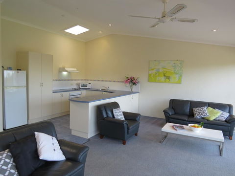 BlueWater Apartments - Accommodation Perth 25