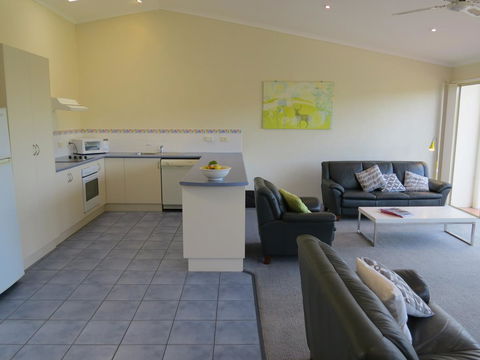 BlueWater Apartments - Accommodation Perth 27