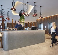 Holiday Inn Express Newcastle - Perth Resorts