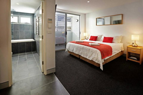 Crown On Darby Newcastle - Accommodation Perth 24