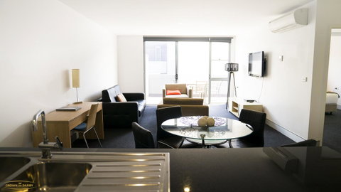 Crown On Darby Newcastle - Accommodation Perth 2