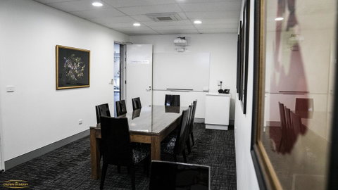 Crown On Darby Newcastle - Accommodation Perth 9