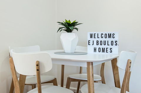 Hidden Gem Villa 7 - Perth Resorts 6