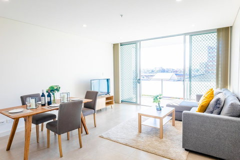 Near Train Station, New 2 BR Apt/free Parking - Accommodation Perth 15