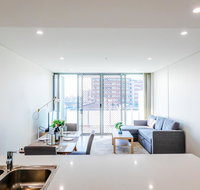 Near train station new 2 BR apt/free parking - Perth Resorts