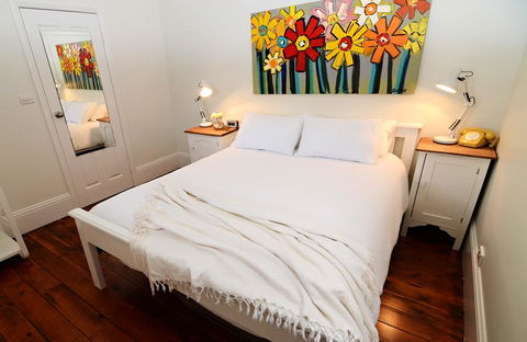 Thelma's Temora - Perth Resorts 4