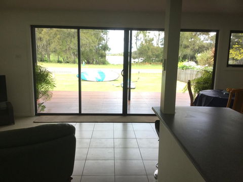 Rocketz At Berrara Beach - Accommodation Perth 14