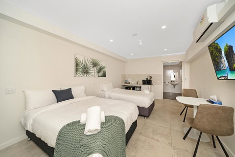 Carlton Suites - Perth Resorts 0