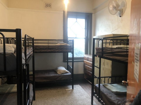 Clover Backpackers - Accommodation Perth 11