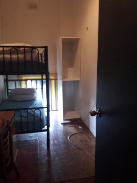 Clover Backpackers - Accommodation Perth 17