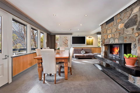 Pure Chalet Thredbo - Accommodation Perth 14
