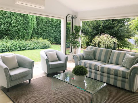 Bowral Escape - Perth Resorts 0