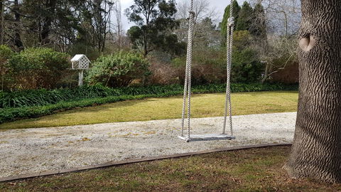 Bowral Escape - Perth Resorts 19