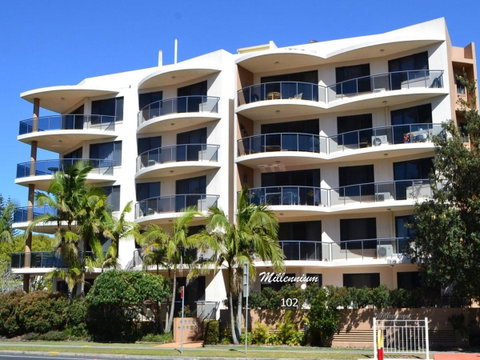 Millennium 102 With Pool In Complex - Accommodation Perth 6