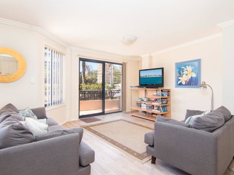 Millennium 102 With Pool In Complex - Accommodation Perth 7
