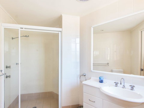 Millennium 102 With Pool In Complex - Accommodation Perth 5