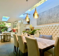 3 Storey Home Close Walk to Fox Studios SCG  City - Accommodation Perth