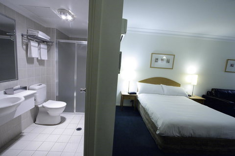 Carlyle Suites & Apartments - Perth Resorts 9