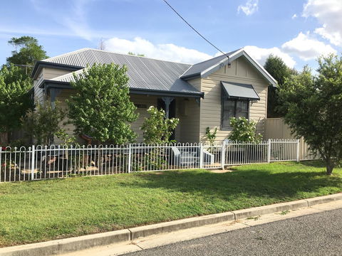Caledonia Cottage - Accommodation Perth 0