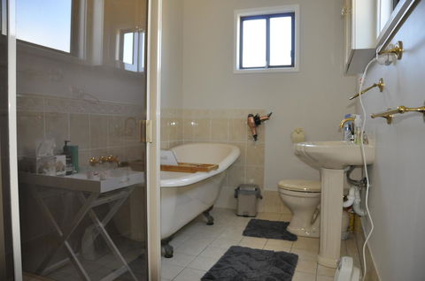 Caledonia Cottage - Accommodation Perth 23