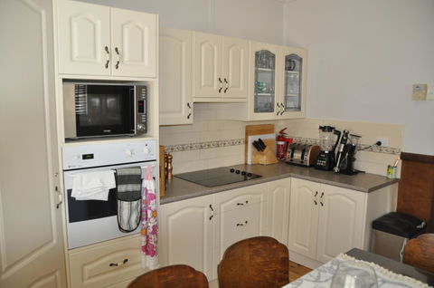 Caledonia Cottage - Accommodation Perth 14