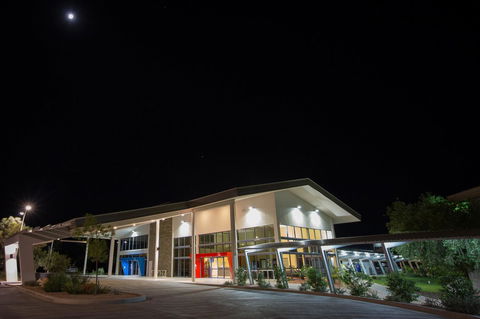 Crowne Plaza Alice Springs Lasseters, An IHG Hotel - Perth Resorts 12