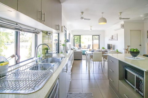 ZEN QUEST - The NOMADS PAD Near Nightcliff Markets & Sunset Foreshore - Accommodation Perth 25
