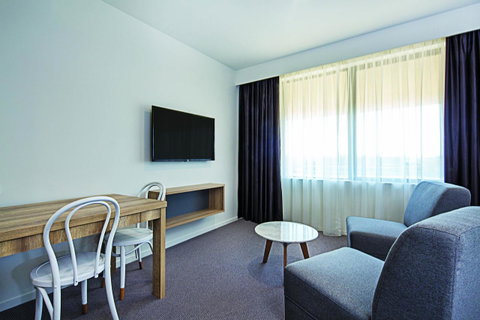 Mantra MacArthur Hotel - Accommodation Perth 14