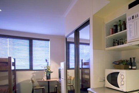 Madison Capital Executive Apartments - Accommodation Perth 3