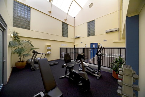 Madison Capital Executive Apartments - Accommodation Perth 6