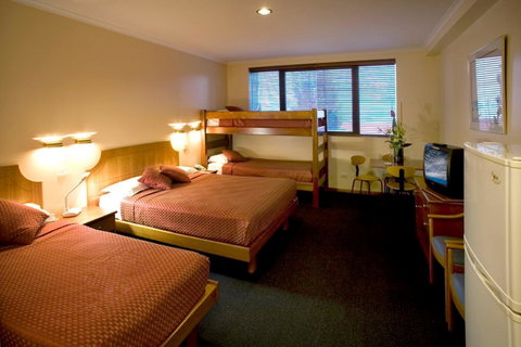 Madison Capital Executive Apartments - Accommodation Perth 4