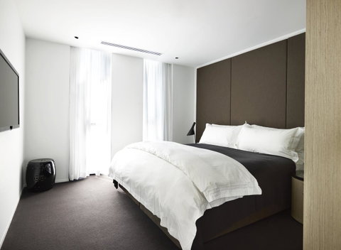 Burbury Hotel - Accommodation Perth 23