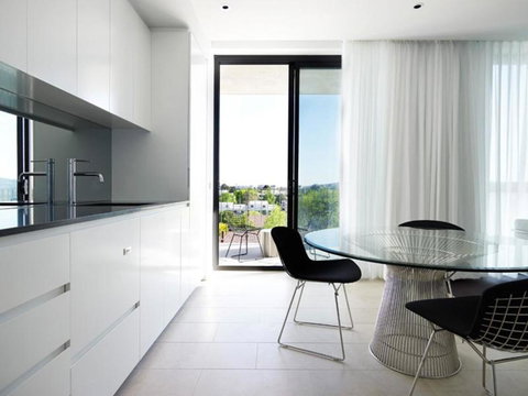 Burbury Hotel - Accommodation Perth 8