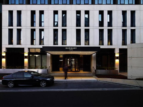Burbury Hotel - Accommodation Perth 0