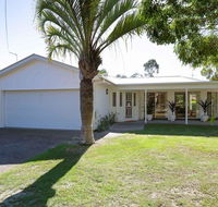 Bonito' 26 Bonito Street - pet friendly housewith aircon - Accommodation Perth
