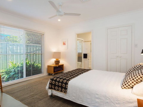 Bonito', 26 Bonito Street - Pet Friendly Housewith Aircon - Accommodation Perth 1