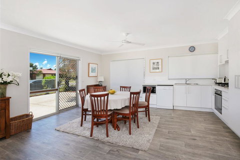 Booker Pde 34, Unit 2 - Pet Friendly - - Accommodation Perth 1