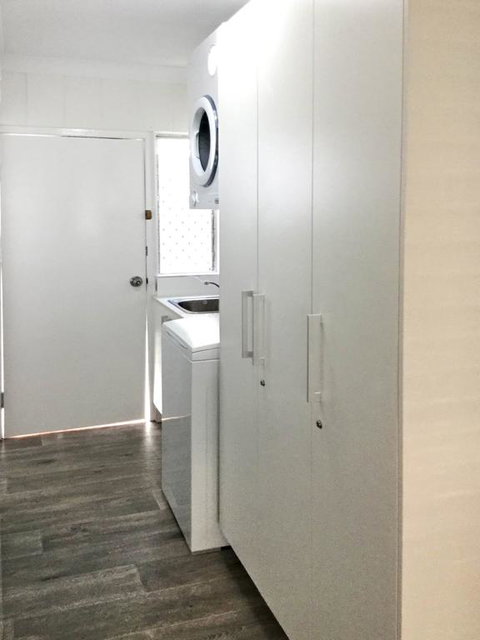 Booker Pde 34, Unit 2 - Pet Friendly - - Accommodation Perth 3