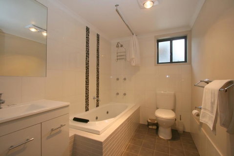 Boronia 4/30 Nettin Circuit - Accommodation Perth 1