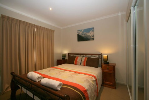 Boronia 4/30 Nettin Circuit - Accommodation Perth 2