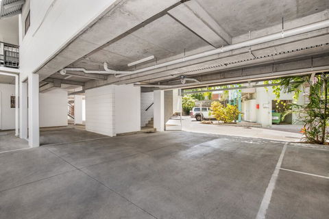 BOUTIQUE APARTMENTS BEACH LOCATION - Accommodation Perth 1