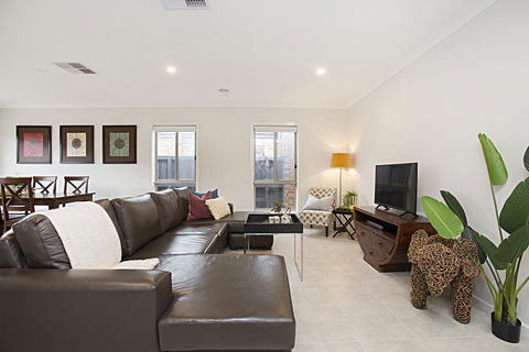 BOUTIQUE STAYS - Carinya - Accommodation Perth 2