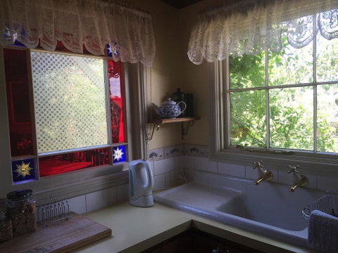 Braeside Garden Cottages - Accommodation Perth 1