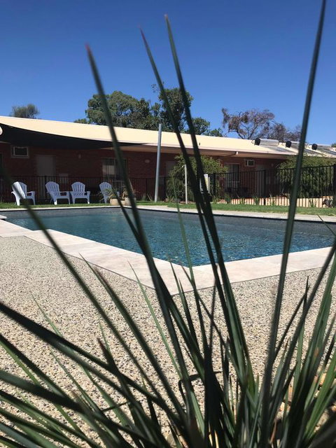 Bridge Motor Inn Tocumwal - Perth Resorts 3