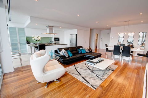 Bridgepoint 106 - Accommodation Perth 0