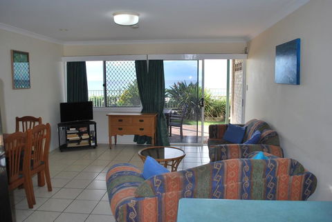 BRIGADINE TUGUN, UNIT 2 - Accommodation Perth 1