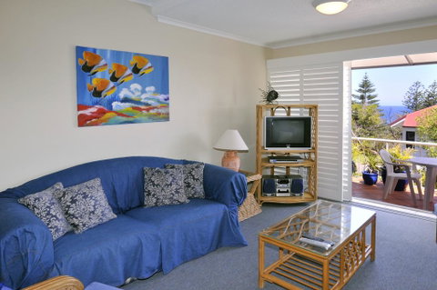 Bright & Comfortable In Quiet Location - Accommodation Perth 2