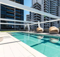 Broadbeach 2 Bedroom FREE WIFI Netflix  Parking - Accommodation Perth