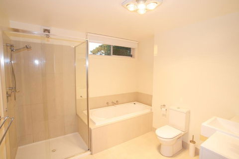 Broadbeach Inverloch Resort - Accommodation Perth 1