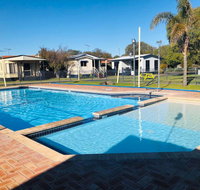 Broadwater Beach Cottage with WiFi - Accommodation Perth